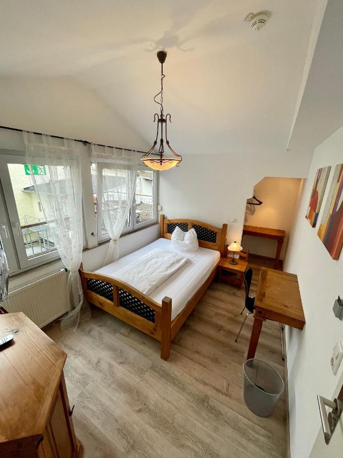 Hotel Zur Roemerbruecke Нойвид Экстерьер фото